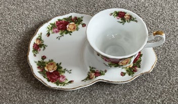 Listing 1 of 5 for ** Royal Albert Tennis Cup and Saucer Set **