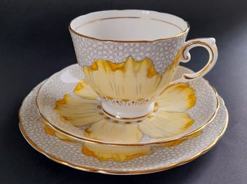 Listing 2 of 7 for Vintage Tuscan China 'Yellow Poppy' 4 x Trios, Milk Jug and Sugar Bowl C1950's