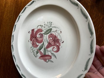 Listing 3 of 4 for Susie Cooper pink tiger lily plate