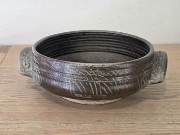 Listing 11 of 13 for Superb John Lawrence (NZ) Pottery Bowl - Stamped