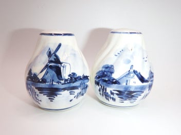 Listing 2 of 6 for Blue Delft Salt & Pepper Shakers - Made in Holland