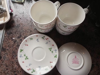 Listing 1 of 2 for Royal Doulton