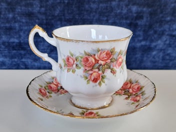 Listing 3 of 9 for Paragon Elizabeth Rose Cup and Saucer Set