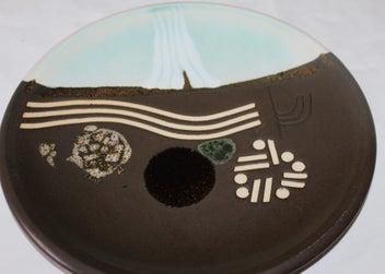 Listing 9 of 18 for +++ SUPERB "BRIAN GARTSIDE - WAIKATO RIVER THEME " POTTERY WALL CHARGER +++