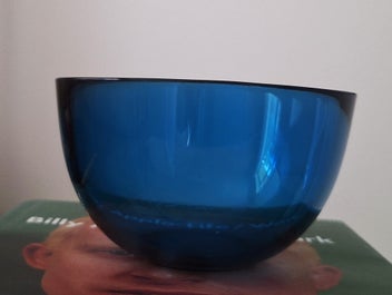 Listing 6 of 8 for +++ VINTAGE SCANDI " ORREFORS -SWEDEN " BLUE GLASS BOWL +++
