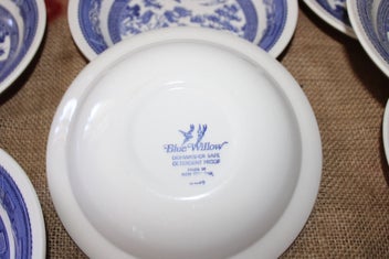 Listing 4 of 4 for 7x Blue Willow Desert Bowls (SRB60a)