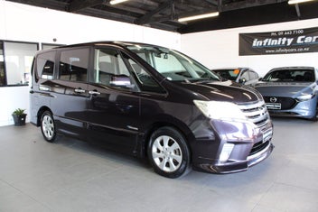 Nissan Serena 2013 photo 5