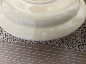 Listing 9 of 14 for Crown Lynn Cups and lSaucers d185