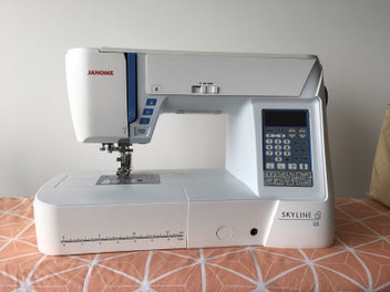 Listing 1 of 1 for Janome Sky line sewing machine