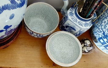 Listing 8 of 9 for ORIENTAL LIDDED JAR with BRASS RIMS *GORGEOUS FLORALS with ALL-OVER CRAZING