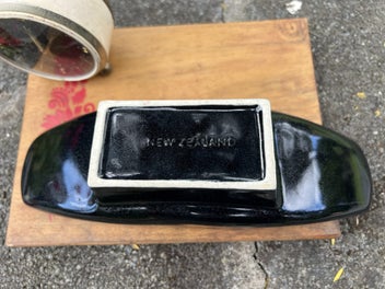 Listing 3 of 5 for Vintage Crown Lynn? NZ Ikebana style Vase