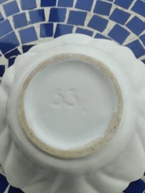 Listing 3 of 6 for Crown lynn Vase