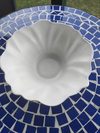 Listing 5 of 6 for Crown lynn Vase