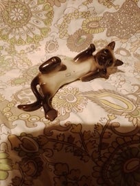 Listing 1 of 5 for BESWICK - SIAMESE CAT