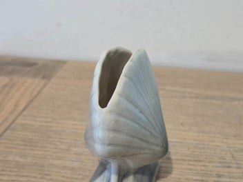 Listing 13 of 17 for Beautiful " Sherwood Pottery " (NZ) Scallop Vase, Pre Titan 1940s - 50s