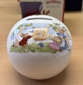 Listing 1 of 4 for ROYAL DOULTON BUNNYKINS MONEY BALL BANK