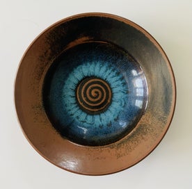 Listing 1 of 3 for POTTER UNKNOWN A Large Bowl