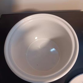 Listing 6 of 8 for Temuka margarine pot.