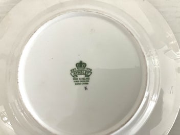 Listing 3 of 3 for Aynsley Orchard Gold