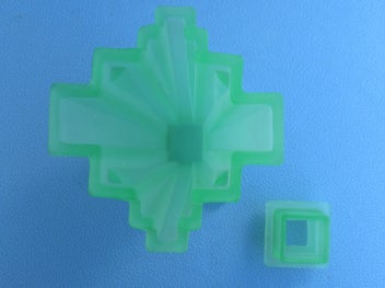 Listing 13 of 20 for Large heavy Art Deco green Uranium glass vase & frog