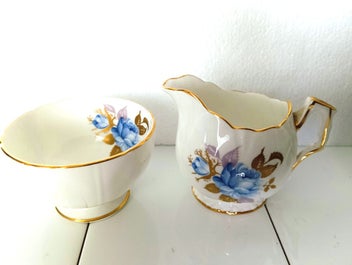 Listing 2 of 4 for Aynsley Fine Bone China Creamer and Sugar Bowl
