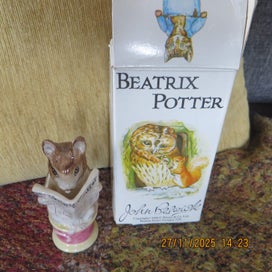 Listing 2 of 5 for Beatrix potter figurine tailor of Gloucester