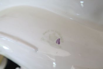 Listing 3 of 3 for ***STRIKING VINTAGE CROWN DEVON FUSCHIA PLATE***