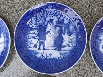 Listing 4 of 5 for Royal Copenhagen Christmas plates 1983 - 86