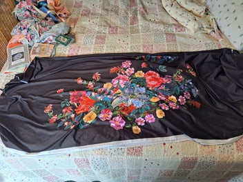 Listing 2 of 2 for Bulk Fabric Clearout - Pinup/Floral/Bows