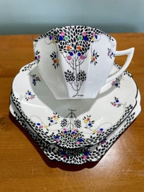 Listing 1 of 4 for Stunning Shelley Queen Anne trio art deco