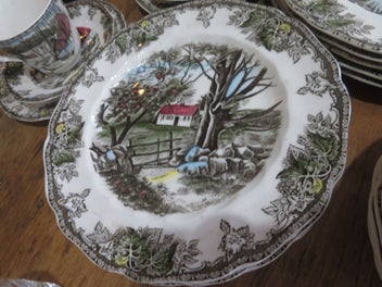 Listing 3 of 9 for Johnson Brothers English China Dinnerset