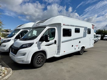 Pilote P740 Expression Island Bed 4 berth