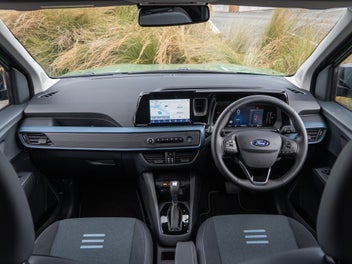 Ford Transit Courier Tourneo 2026 photo 3