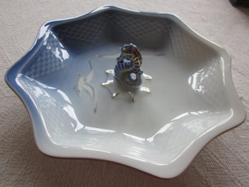 Listing 8 of 8 for Rare Seagull Service Dish with gold Eight Edged by Bing & Gondahl Copenhagen