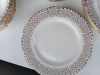 Listing 8 of 10 for 22 pc Duchess Bone China Raindrops England Bowls, Plates, Tea Cups & Saucer