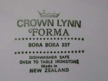 Listing 2 of 2 for Crown Lynn Dinner Plate - Bora Bora