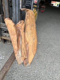 Listing 5 of 20 for AK250062 Ancient Swamp Kauri Stump Slab – 120 × 120 / 110 × 8.5 cm