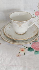 Listing 3 of 8 for Noritake Trios 'HIGH CLERE'
