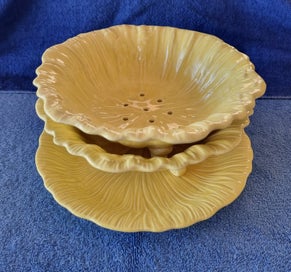 Listing 2 of 13 for VINTAGE CROWN DUCAL FRUIT OR VEGETABLE DRAINING SET TWO FOOTED DISHES AND PLATE