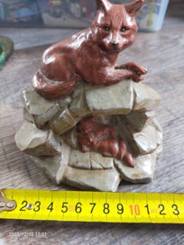 Listing 5 of 5 for 1985 Fox and Pups