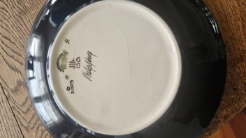 Listing 3 of 3 for Rare Moorcroft Tui plate #116 of 150.