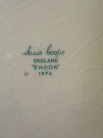 Listing 7 of 8 for ARE FIND: Stunning 24-Piece Susie Cooper "Endon" (Pattern 1574) Dinnerware Set