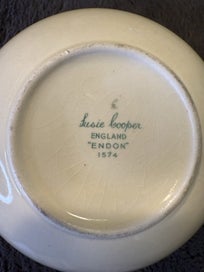 Listing 8 of 8 for ARE FIND: Stunning 24-Piece Susie Cooper "Endon" (Pattern 1574) Dinnerware Set