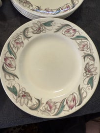 Listing 4 of 8 for ARE FIND: Stunning 24-Piece Susie Cooper "Endon" (Pattern 1574) Dinnerware Set