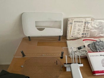 Listing 2 of 4 for Bernina 830 Embroidery machine