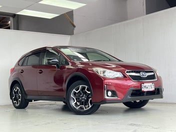 Subaru Xv 2016 photo 2