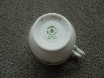 Listing 5 of 7 for Salisbury (England) bone china duo - pretty flowers