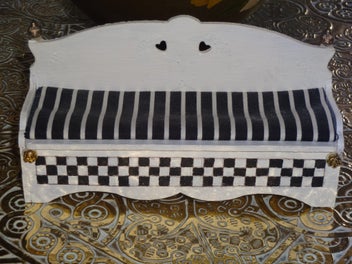 Listing 16 of 19 for Dolls House