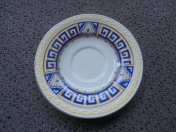 Listing 6 of 8 for J&G Meakin (England) art deco demitasse duo