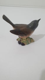 Listing 2 of 4 for Vintage Beswick ‘Whitethroat’ Bird Figurine - England No. 2106